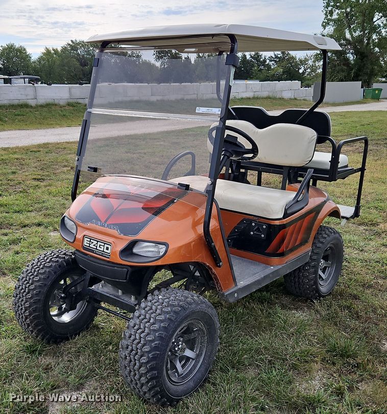 image for item LM9162 E-Z Go TXT FLEET, ELEC  golf cart