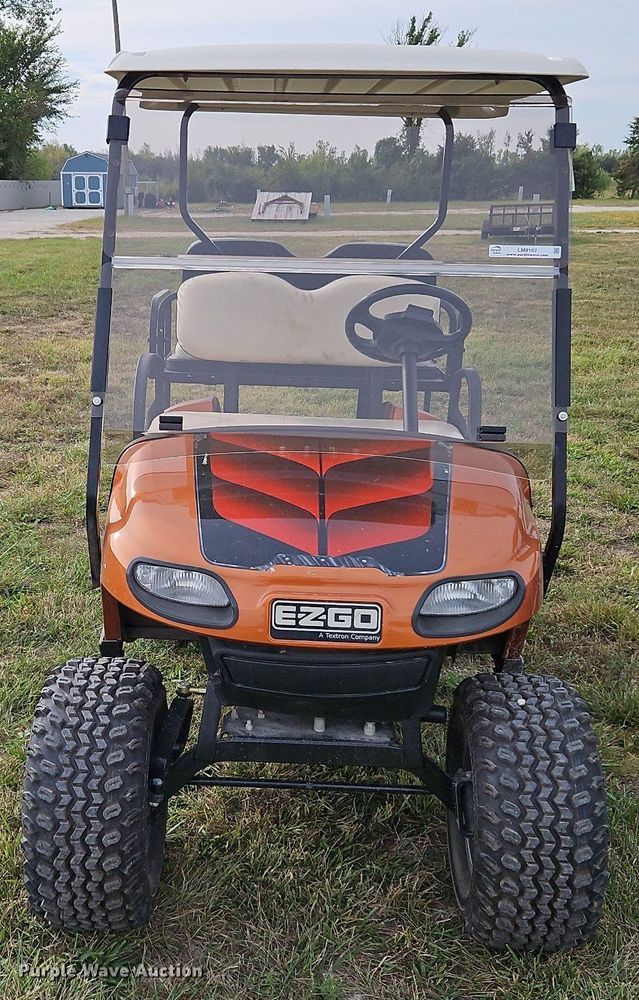 image for item LM9162 E-Z Go TXT FLEET, ELEC  golf cart