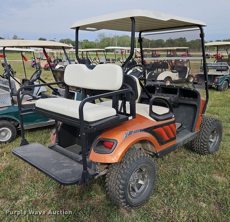 image for item LM9162 E-Z Go TXT FLEET, ELEC  golf cart