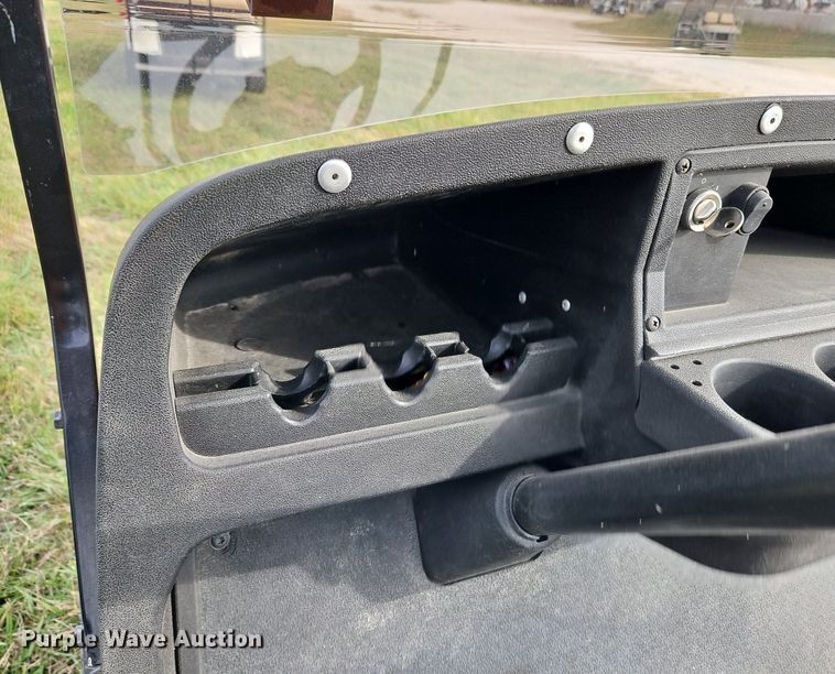 image for item LM9162 E-Z Go TXT FLEET, ELEC  golf cart