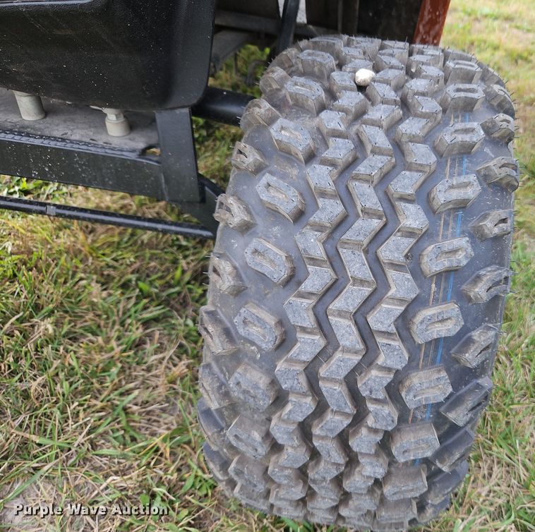 image for item LM9162 E-Z Go TXT FLEET, ELEC  golf cart