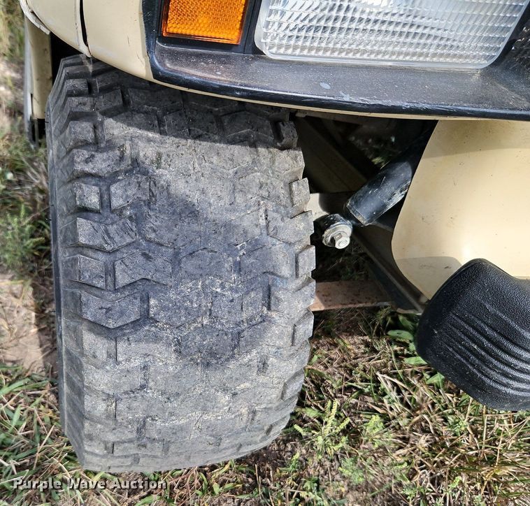 image for item LM9165 Club Car  golf cart