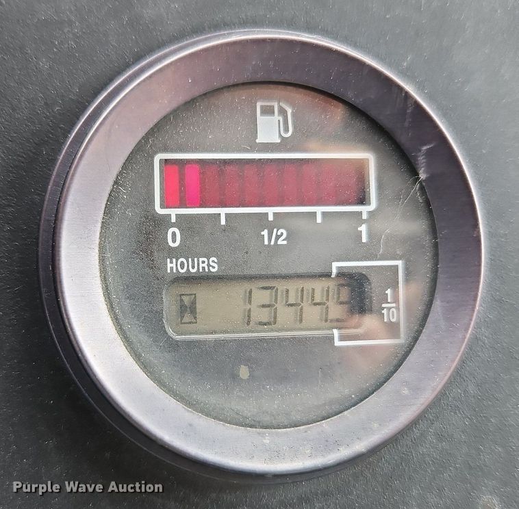 image for item LM9172 Club Car XRT 1500  utility vehicle