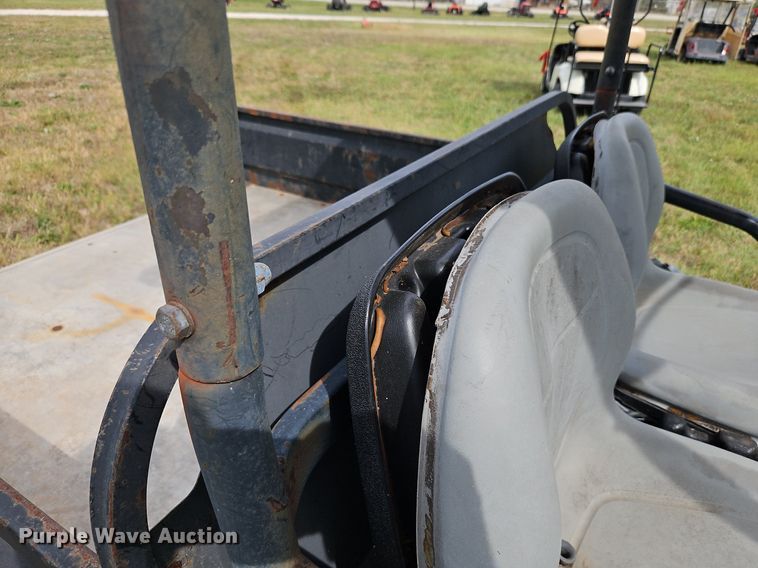 image for item LM9172 Club Car XRT 1500  utility vehicle