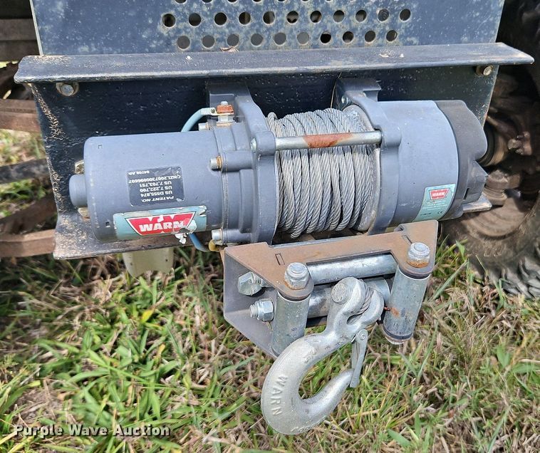 image for item LM9172 Club Car XRT 1500  utility vehicle