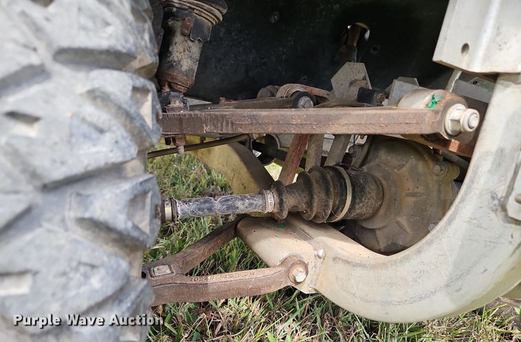 image for item LM9172 Club Car XRT 1500  utility vehicle