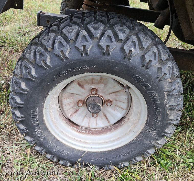 image for item LM9172 Club Car XRT 1500  utility vehicle