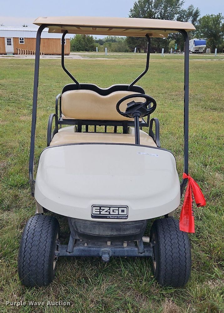 image for item LM9173 E-Z Go TXT FLEET, ELEC  golf cart