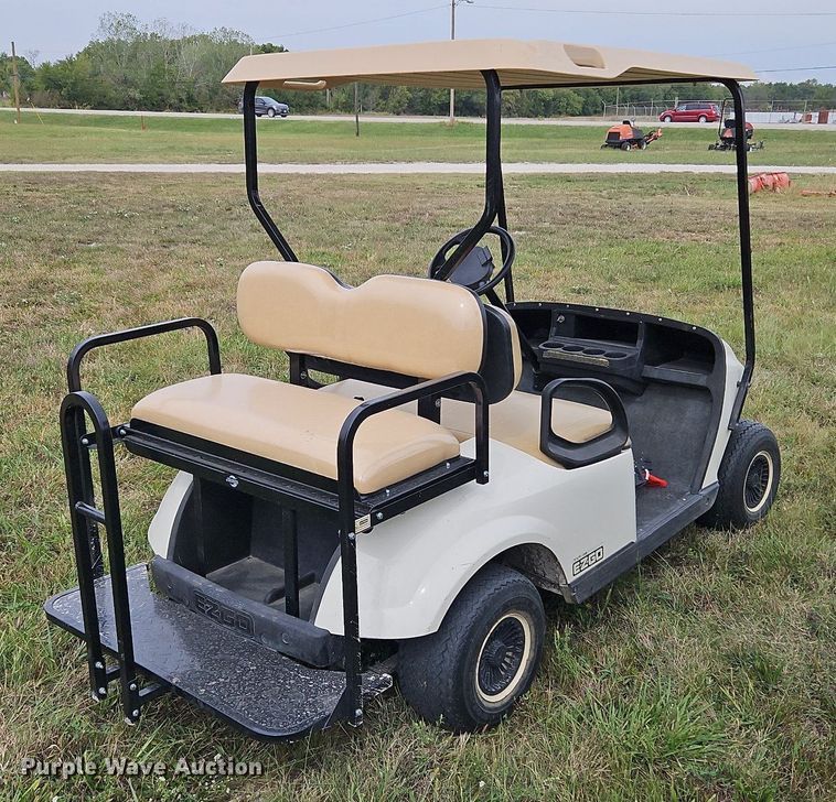 image for item LM9173 E-Z Go TXT FLEET, ELEC  golf cart
