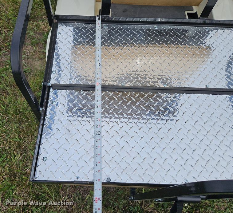 image for item LM9173 E-Z Go TXT FLEET, ELEC  golf cart