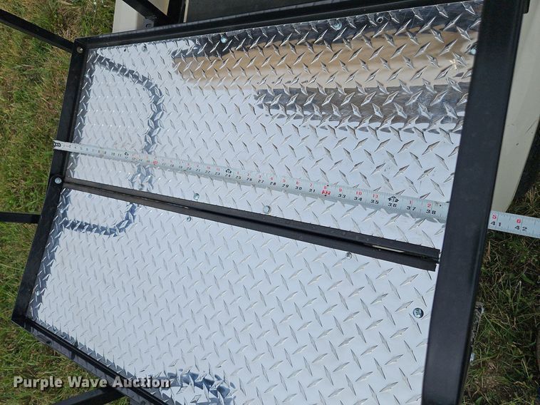 image for item LM9173 E-Z Go TXT FLEET, ELEC  golf cart