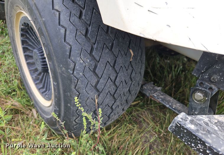 image for item LM9173 E-Z Go TXT FLEET, ELEC  golf cart