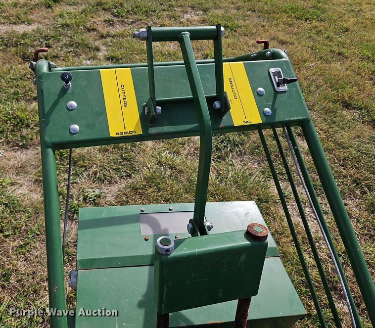 image for item LM9185 Ransomes XRS200  seeder