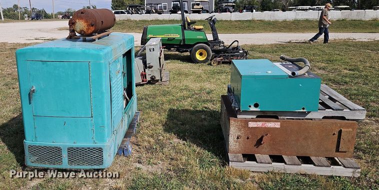 image for item LM9187 Onan 30.0DDA-15R/18987D  generator