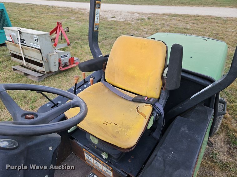 image for item LM9188 John Deere 1620  lawn mower