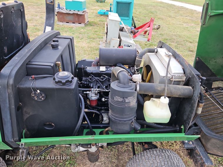 image for item LM9188 John Deere 1620  lawn mower