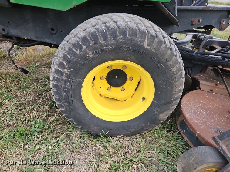 image for item LM9188 John Deere 1620  lawn mower