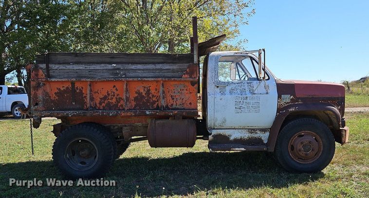 image for item LM9209 1973 Chevrolet C60  dump truck
