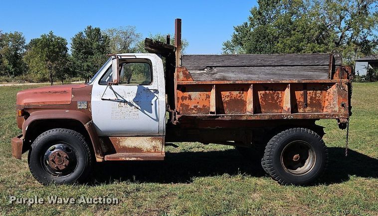 image for item LM9209 1973 Chevrolet C60  dump truck