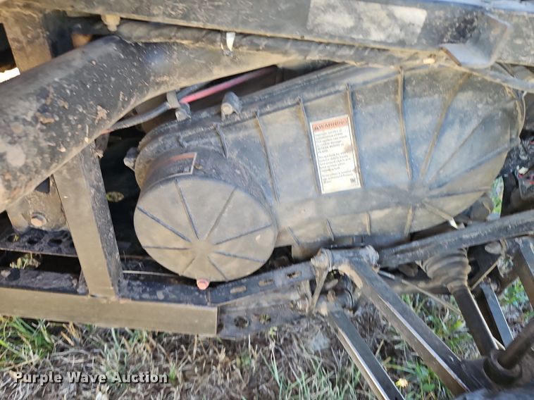 image for item LM9210 2015 Polaris Ranger 570  utility vehicle