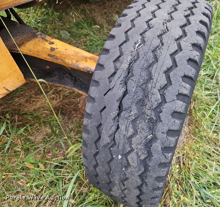 image for item LM9222 1993 Case 580 Super K  backhoe