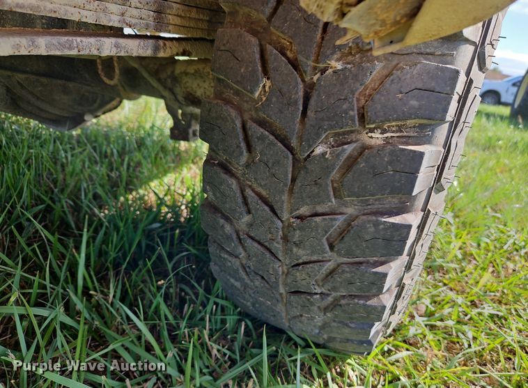 image for item LM9224 2006 Chevrolet Silverado 2500HD  Ext. Cab pickup truck