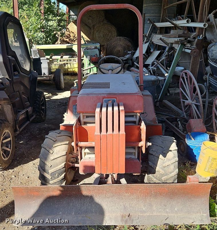 image for item LM9225 1995 Ditch Witch 3500DD  trencher