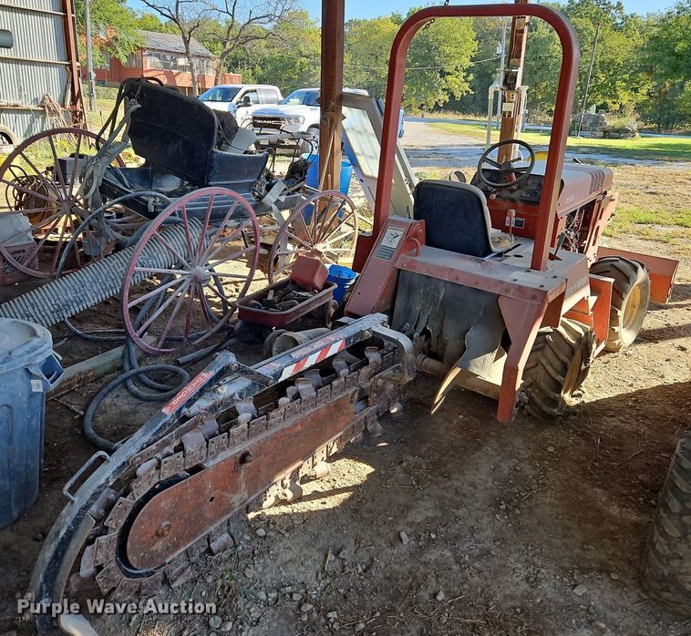 image for item LM9225 1995 Ditch Witch 3500DD  trencher