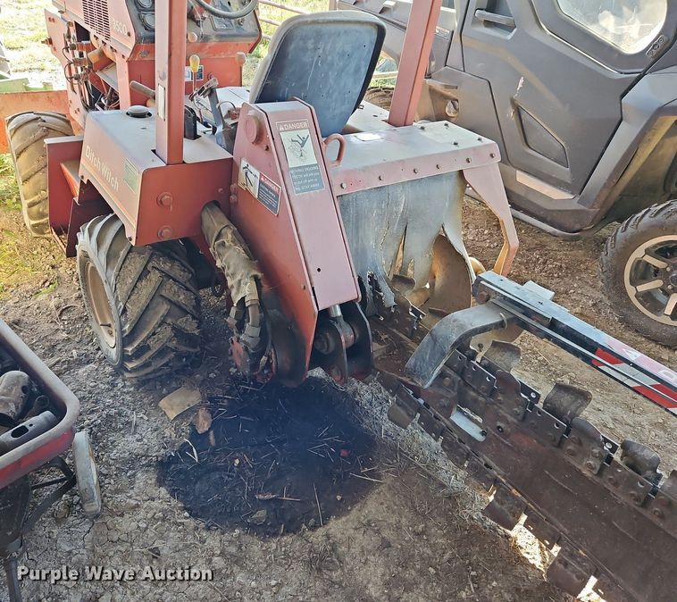 image for item LM9225 1995 Ditch Witch 3500DD  trencher
