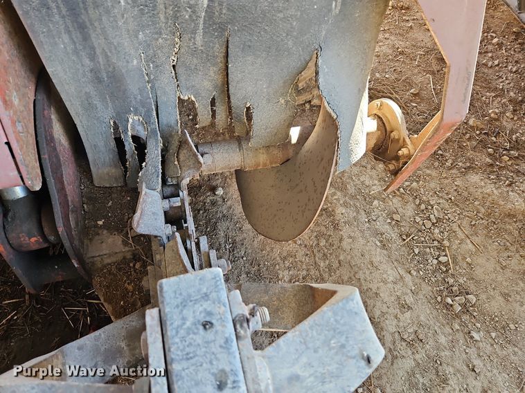 image for item LM9225 1995 Ditch Witch 3500DD  trencher