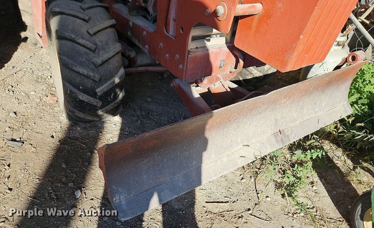 image for item LM9225 1995 Ditch Witch 3500DD  trencher