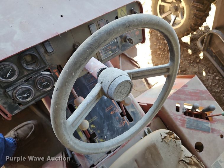 image for item LM9225 1995 Ditch Witch 3500DD  trencher