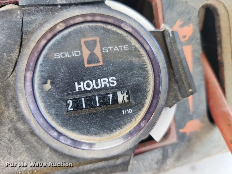 image for item LM9225 1995 Ditch Witch 3500DD  trencher