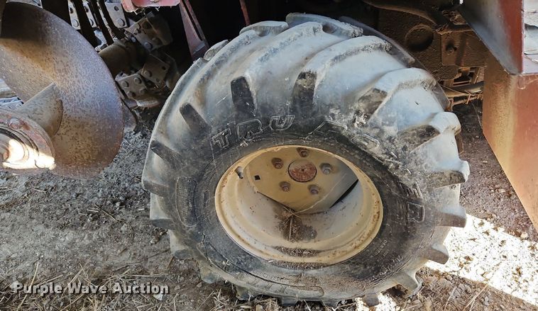 image for item LM9225 1995 Ditch Witch 3500DD  trencher