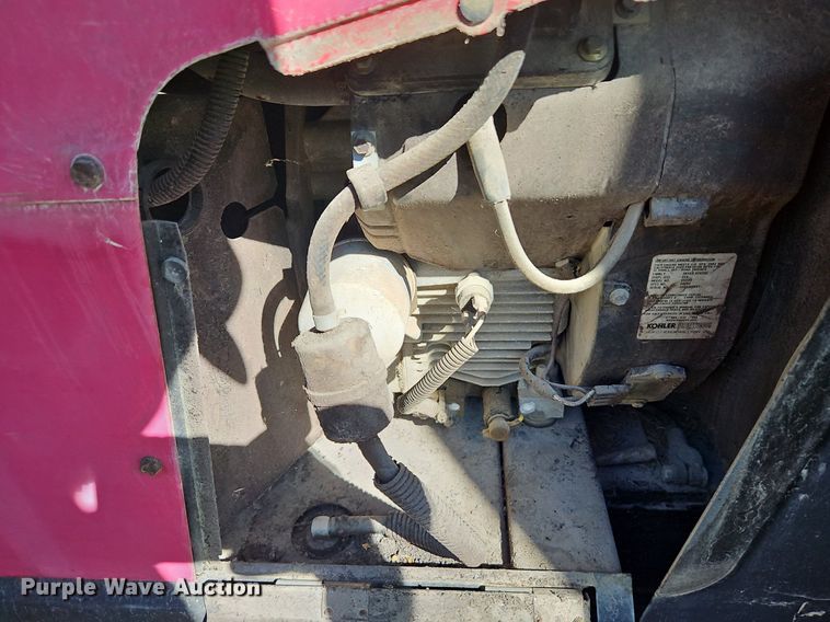 image for item LM9227 Lincoln Ranger 250  welder with trailer