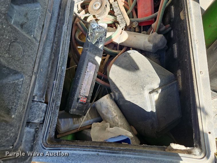 image for item LM9227 Lincoln Ranger 250  welder with trailer