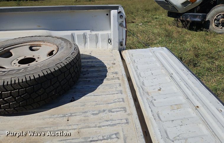 image for item LM9229 2005 Ford F250 Super Duty Lariat  Crew Cab pickup truck