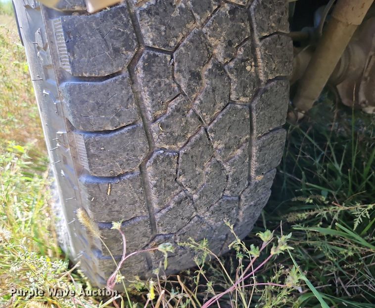 image for item LM9229 2005 Ford F250 Super Duty Lariat  Crew Cab pickup truck