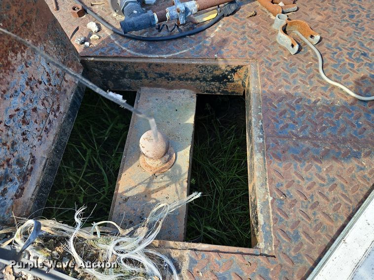 image for item LM9259 flat bed pickup truck bed