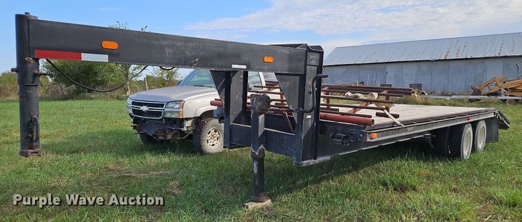 image for item LM9266 1993  Shop built equipment trailer