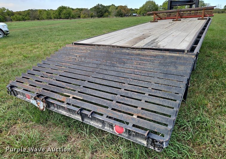 image for item LM9266 1993  Shop built equipment trailer