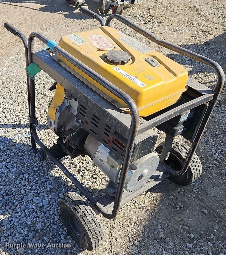 image for item LM9272 Robin RGV6100  generator