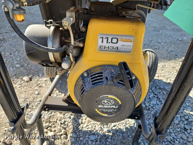 image for item LM9272 Robin RGV6100  generator