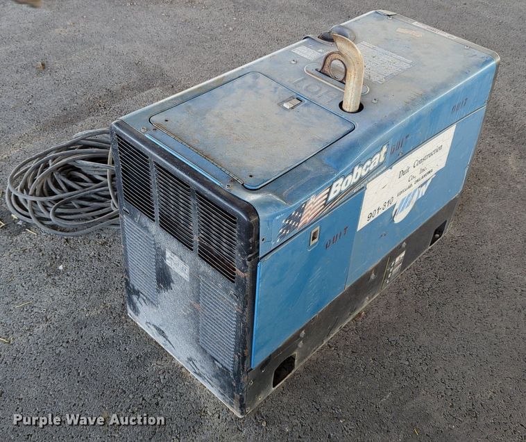 image for item LM9859 Miller Bobcat 250  welder/generator