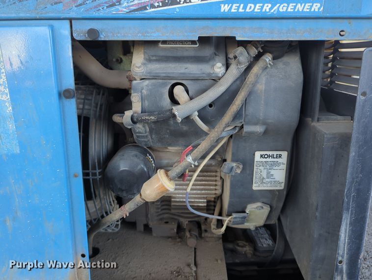 image for item LM9859 Miller Bobcat 250  welder/generator