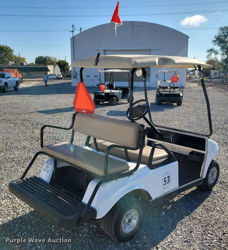 image for item LO9843 Club Car  golf cart