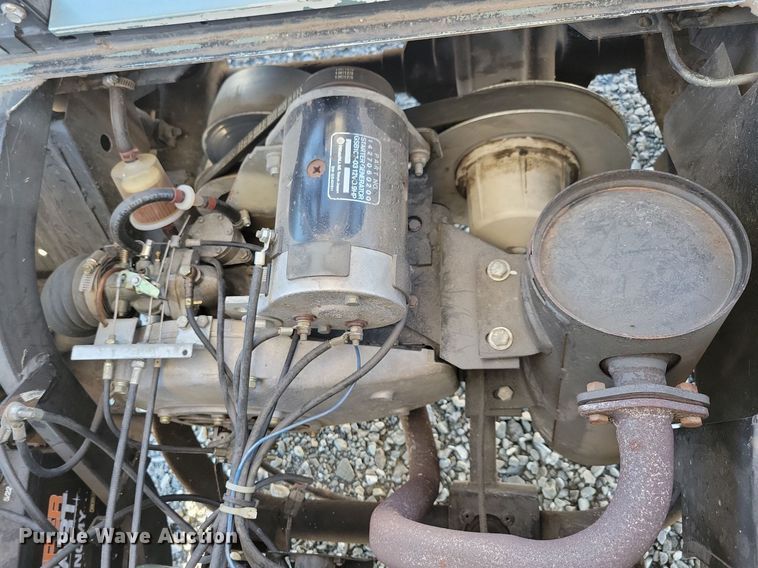 image for item LO9844 Ez-go  golf cart