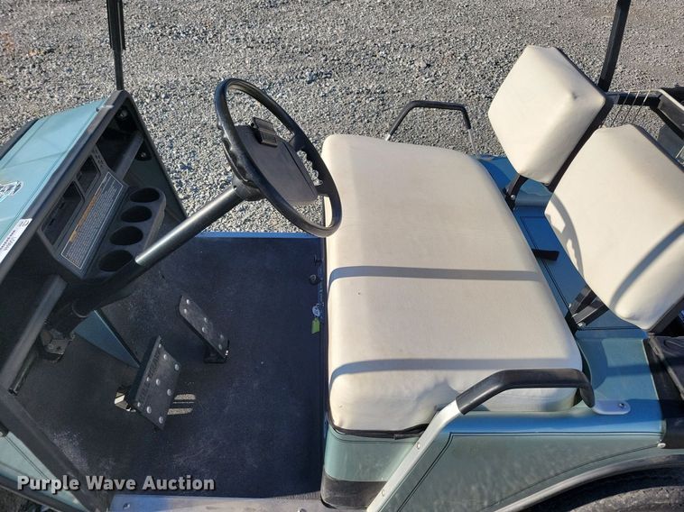 image for item LO9844 Ez-go  golf cart