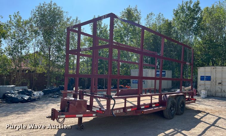 image for item LU9791 2013 Lamar  equipment trailer