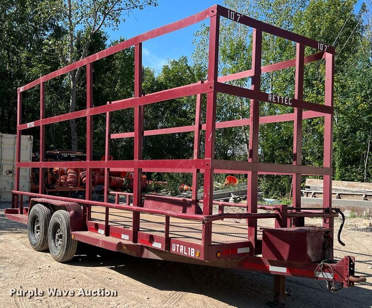 image for item LU9791 2013 Lamar  equipment trailer